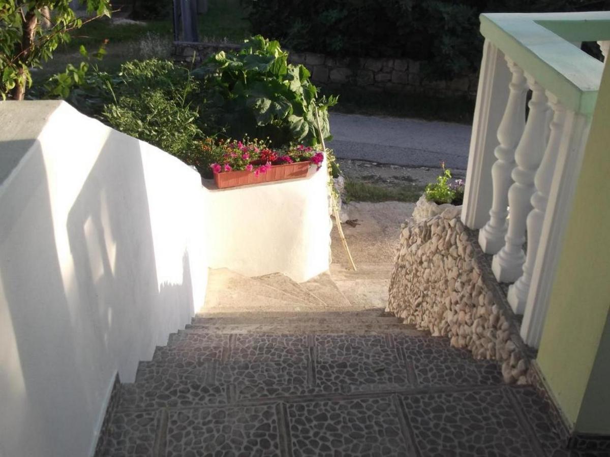 Apartments Miocic Ražanac Екстериор снимка