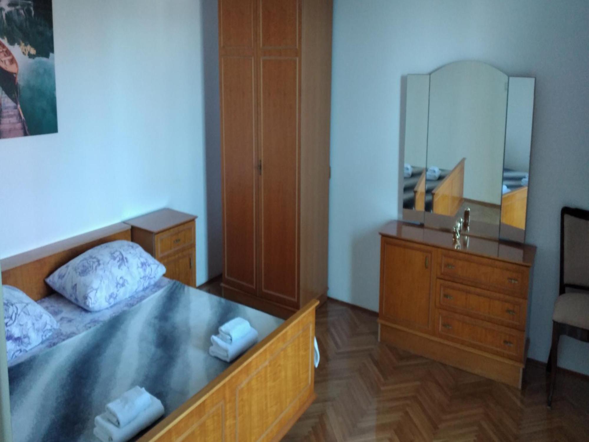 Apartments Miocic Ražanac Стая снимка