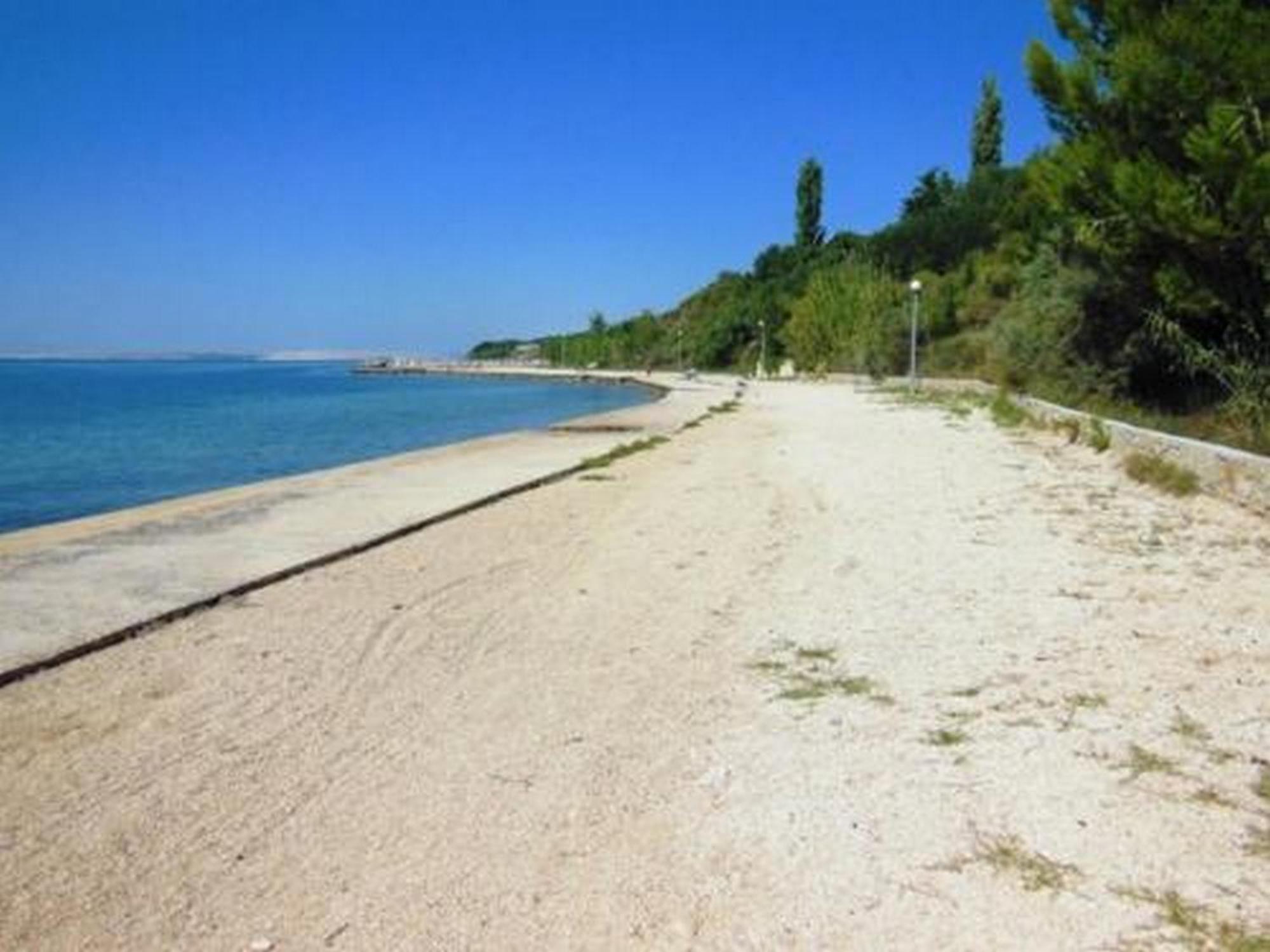 Apartments Miocic Ražanac Стая снимка