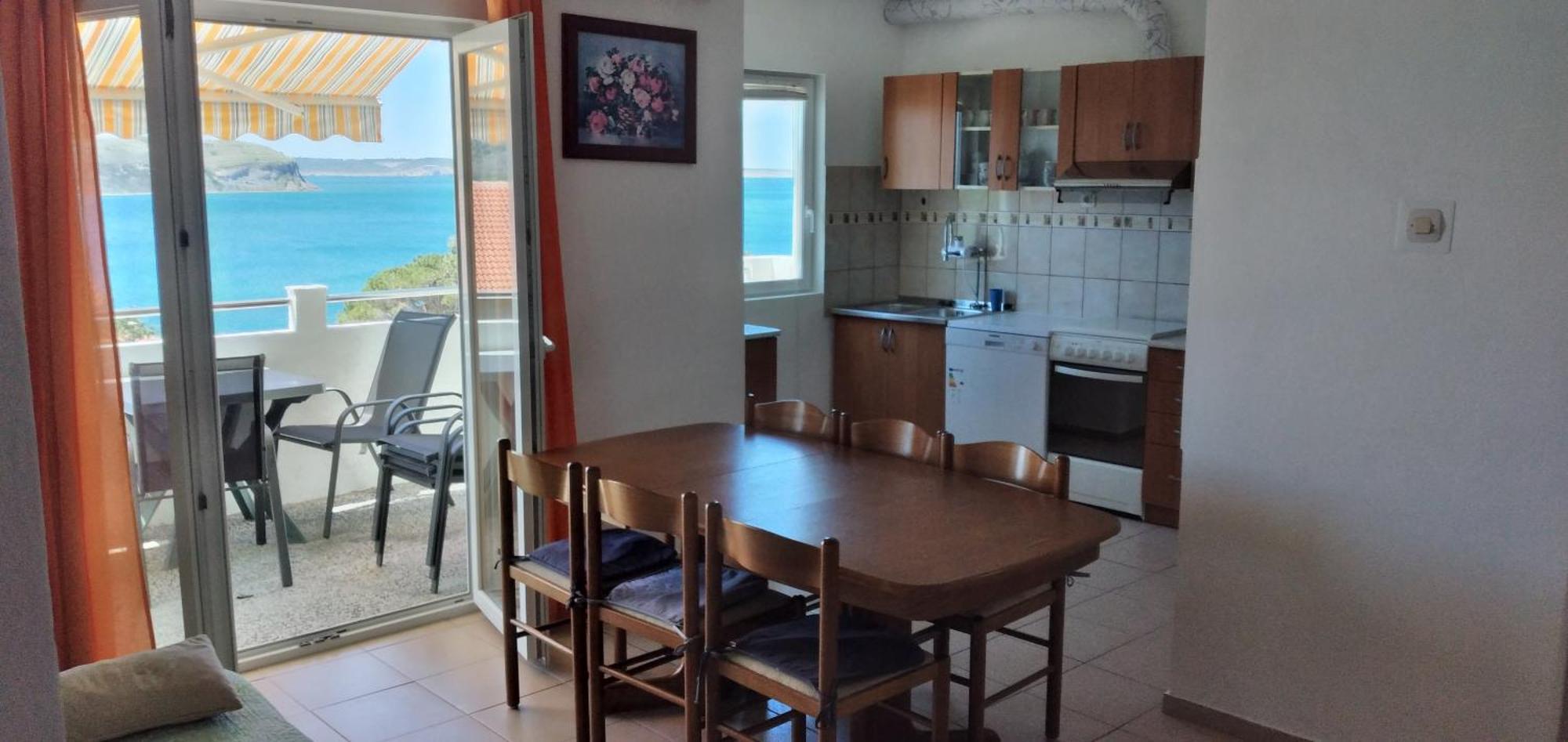 Apartments Miocic Ražanac Стая снимка