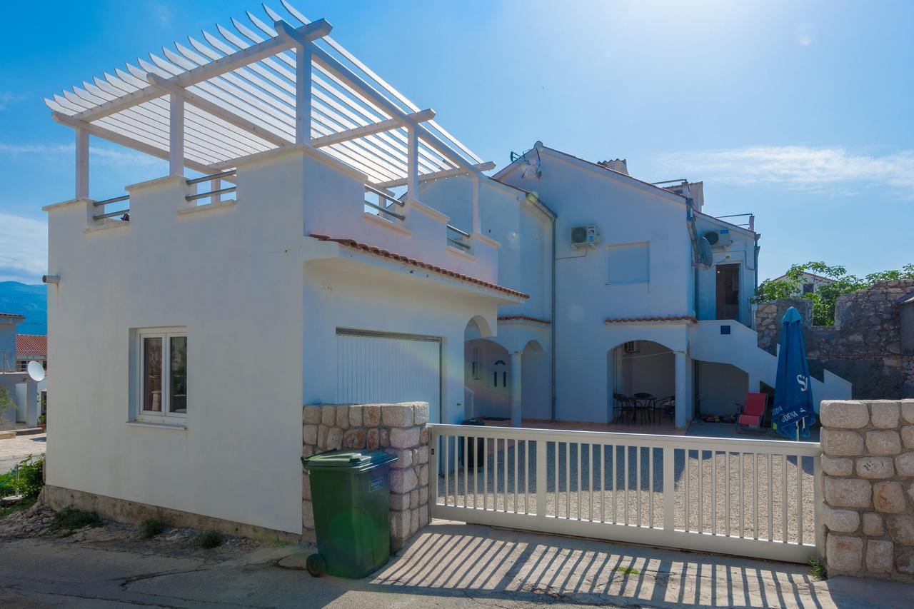 Apartments Miocic Ražanac Екстериор снимка